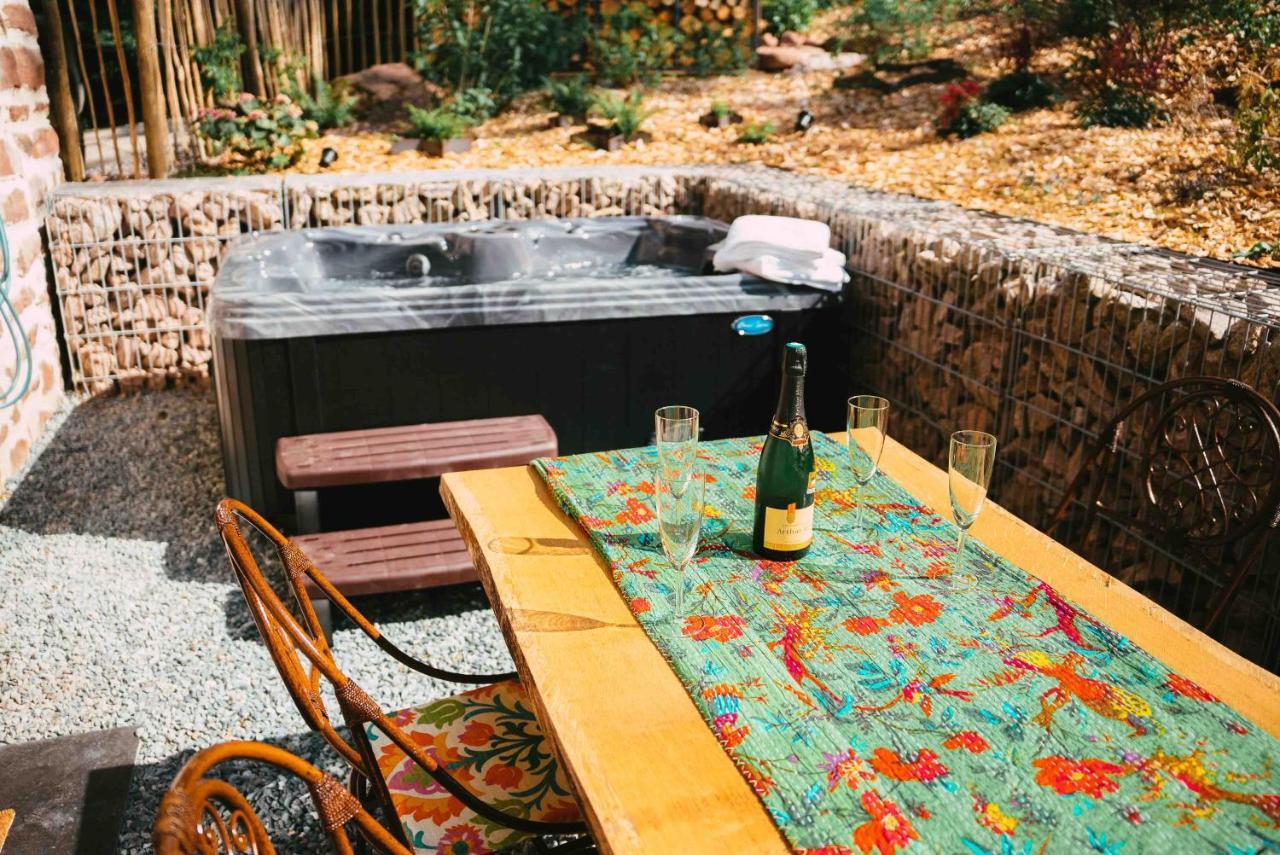 Le Grand Petit Prince - Domaine De Charme - Jacuzzis Privatifs Guebwiller Buitenkant foto