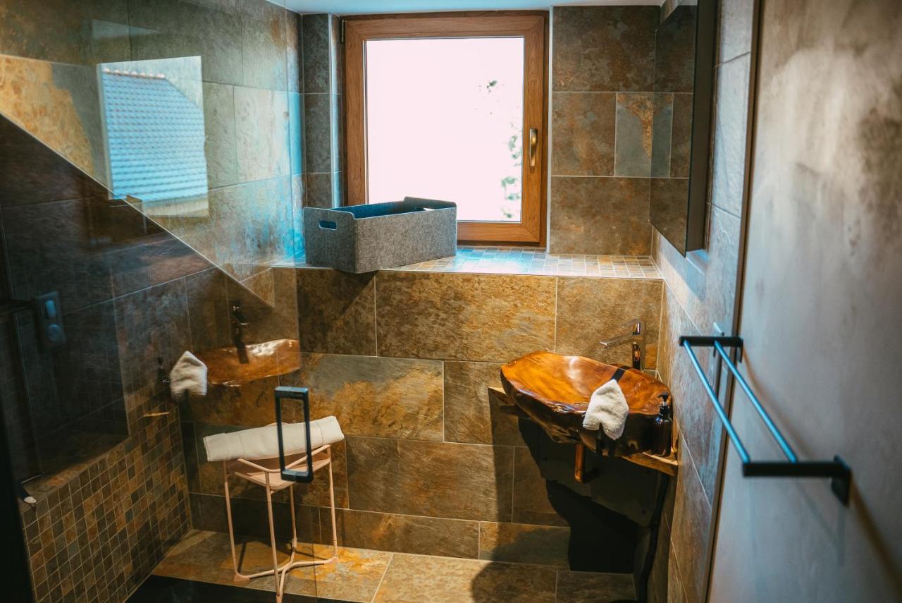 Le Grand Petit Prince - Domaine De Charme - Jacuzzis Privatifs Guebwiller Buitenkant foto