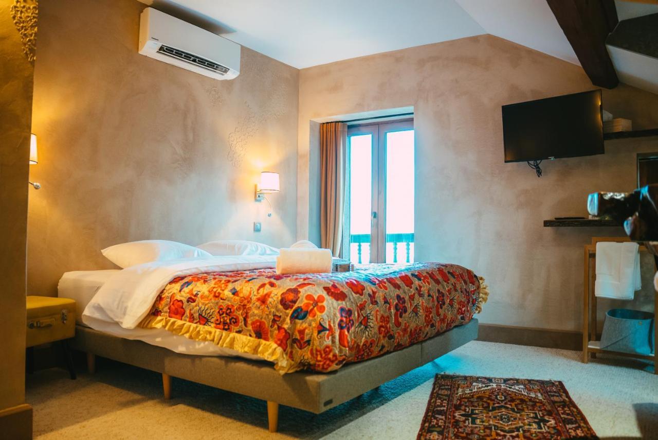 Le Grand Petit Prince - Domaine De Charme - Jacuzzis Privatifs Guebwiller Buitenkant foto